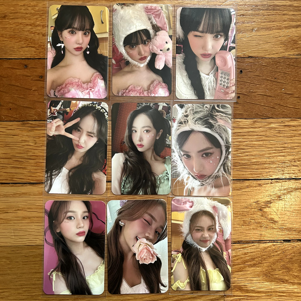 VIVIZ '2nd Official Fan Club Kit' Official Photocards
