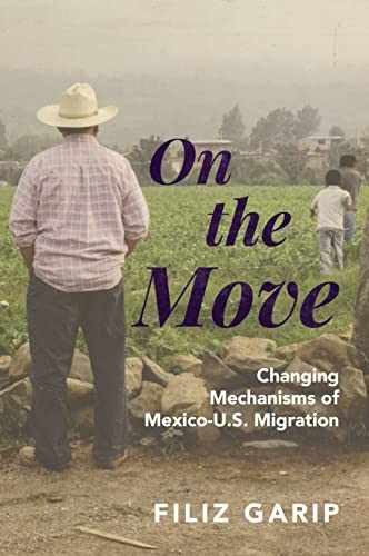 On the Move: Changing Mechanisms of - Hardcover, by Garip Filiz - Very Good b