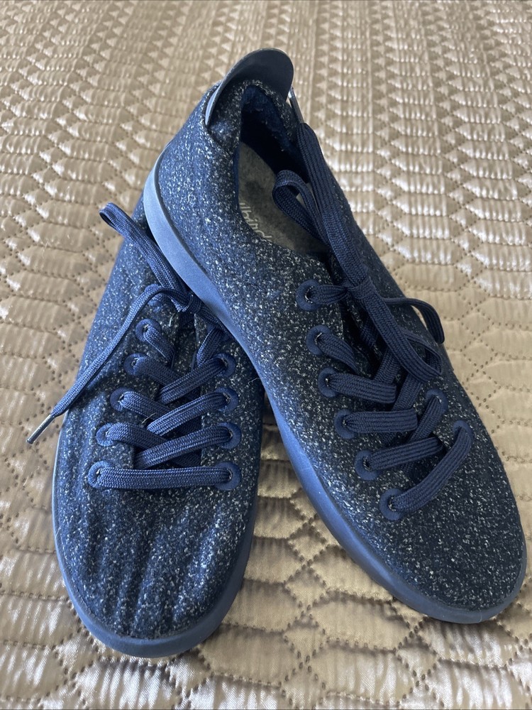 All Birds Men’s Size 8 Wool Pipers Navy Lace Up Shoes. Excellent Condition