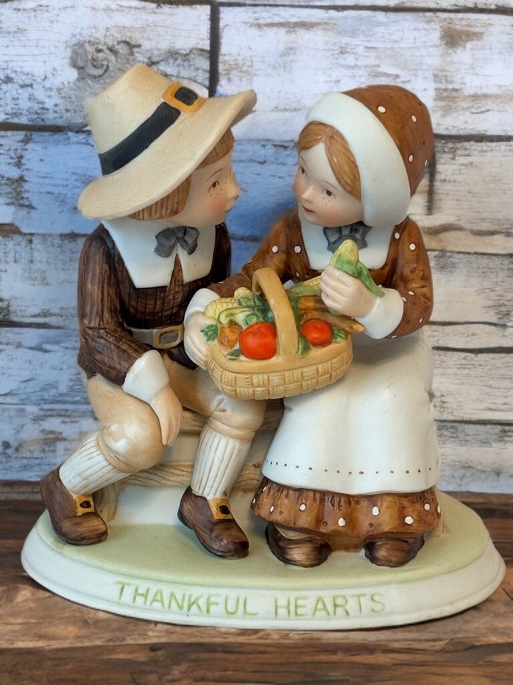 Holly Hobbie Fall Figurine, Thankful Hearts 1981, Porcelain