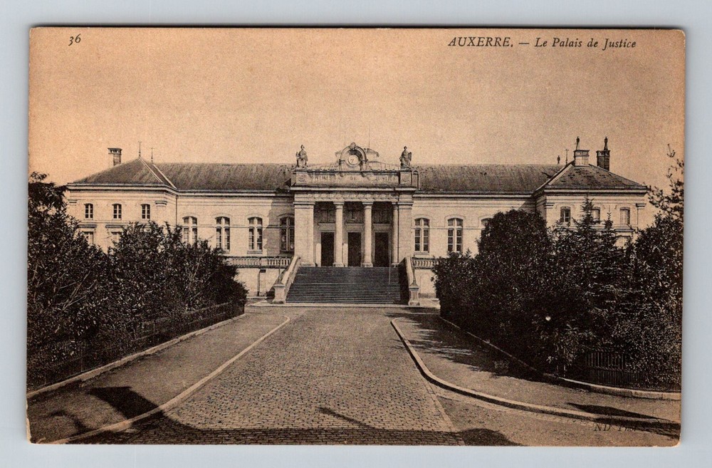 France- Auxerre The Palace Of Justice Old Postal Card View PC Vintage Postcard