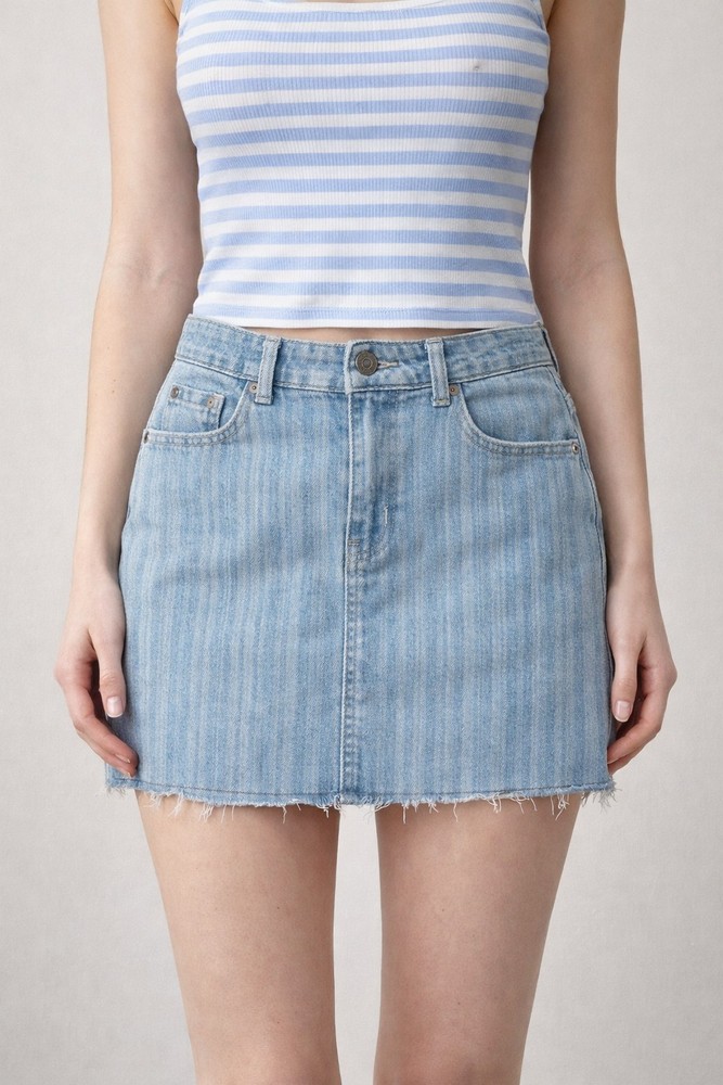 No Boundaries Denim Mini Skirt XXS 00 Light Wash Raw Hem Mid Rise 5 Pocket