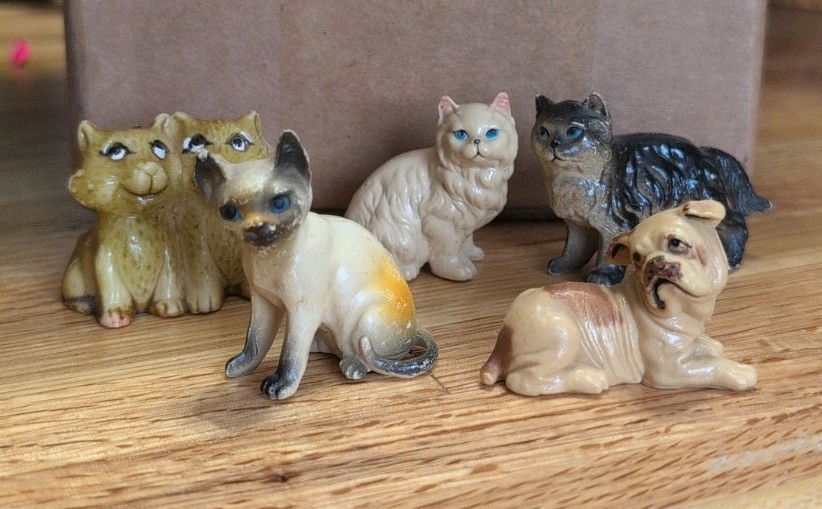 Vintage Hard Plastic Cat Dog Trinket Shelf Toys Hong Kong Cute Cottagecore Decor