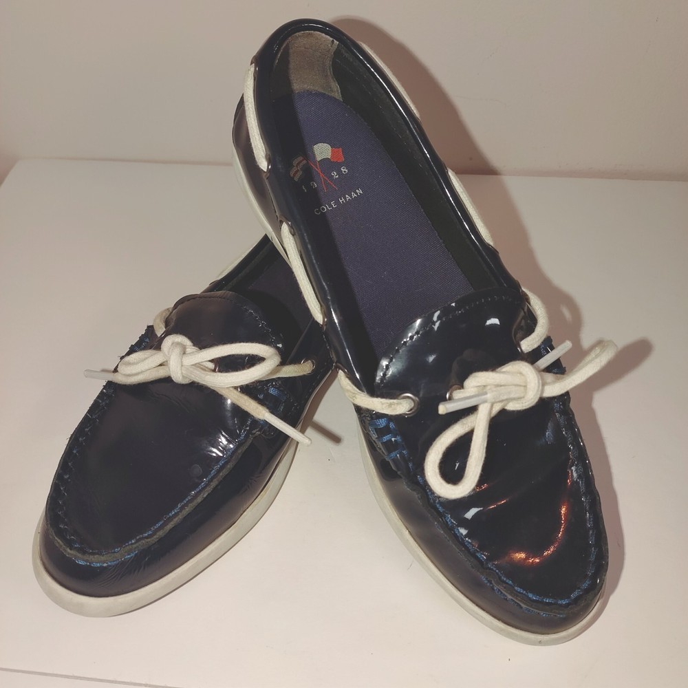 COLE HAAN Shoe Women Size 7 B  Nantucket Camp Summer Navy Blue Patent Boat Shoes