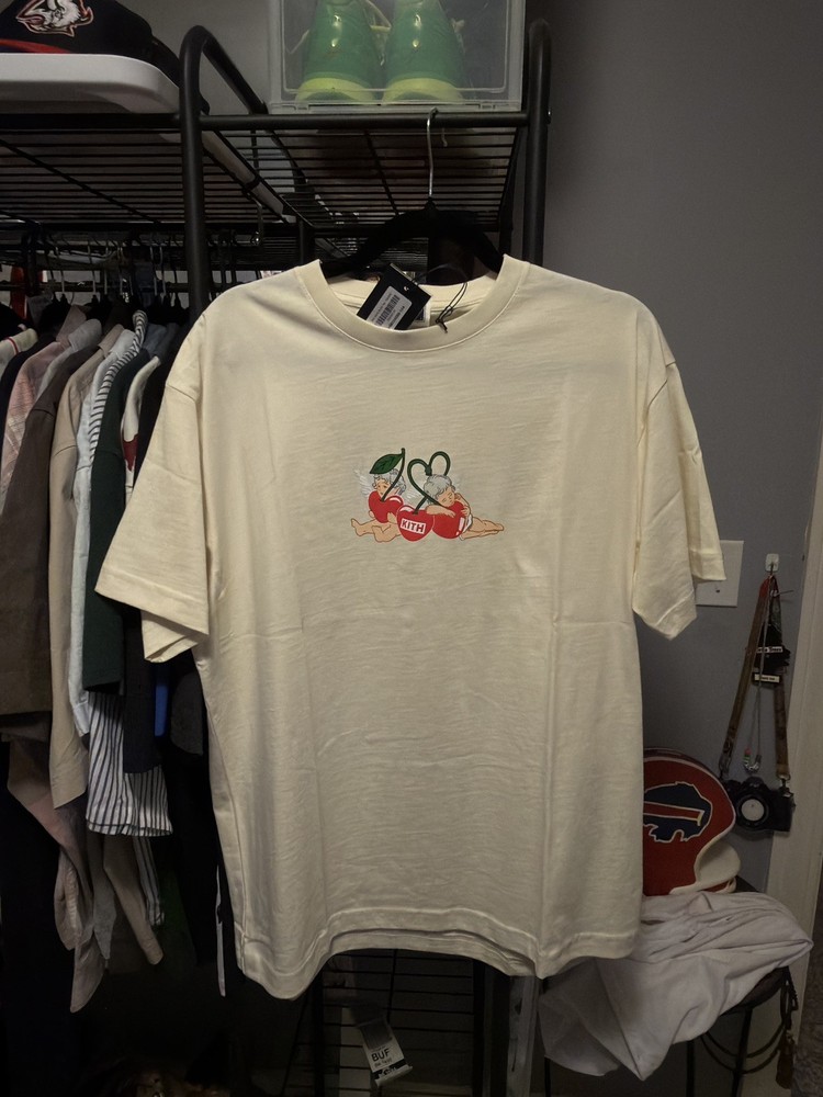 Kith Cherry Bunch Cupid T Shirt Sandrift Size Large