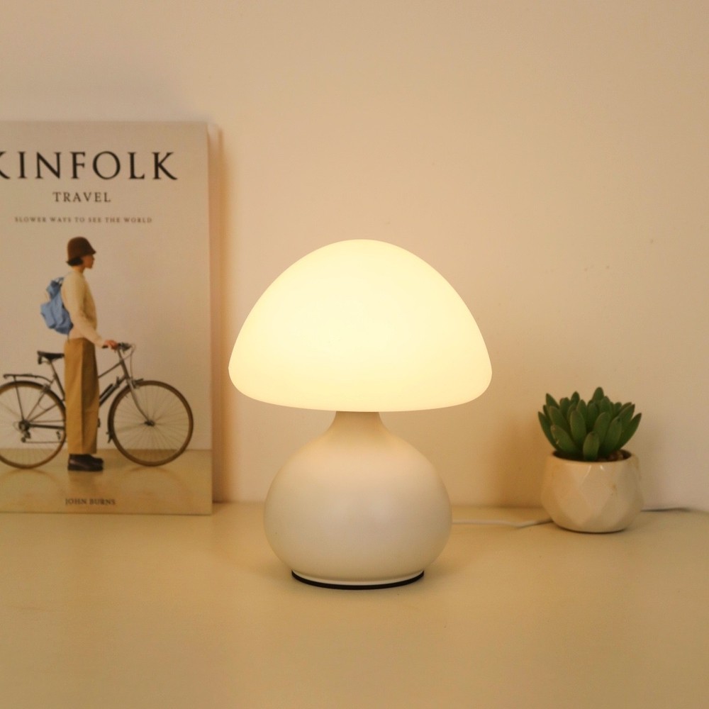 Classic Mushroom Lamp, Minimalist Retro Vintage and Elegant Table Lamp