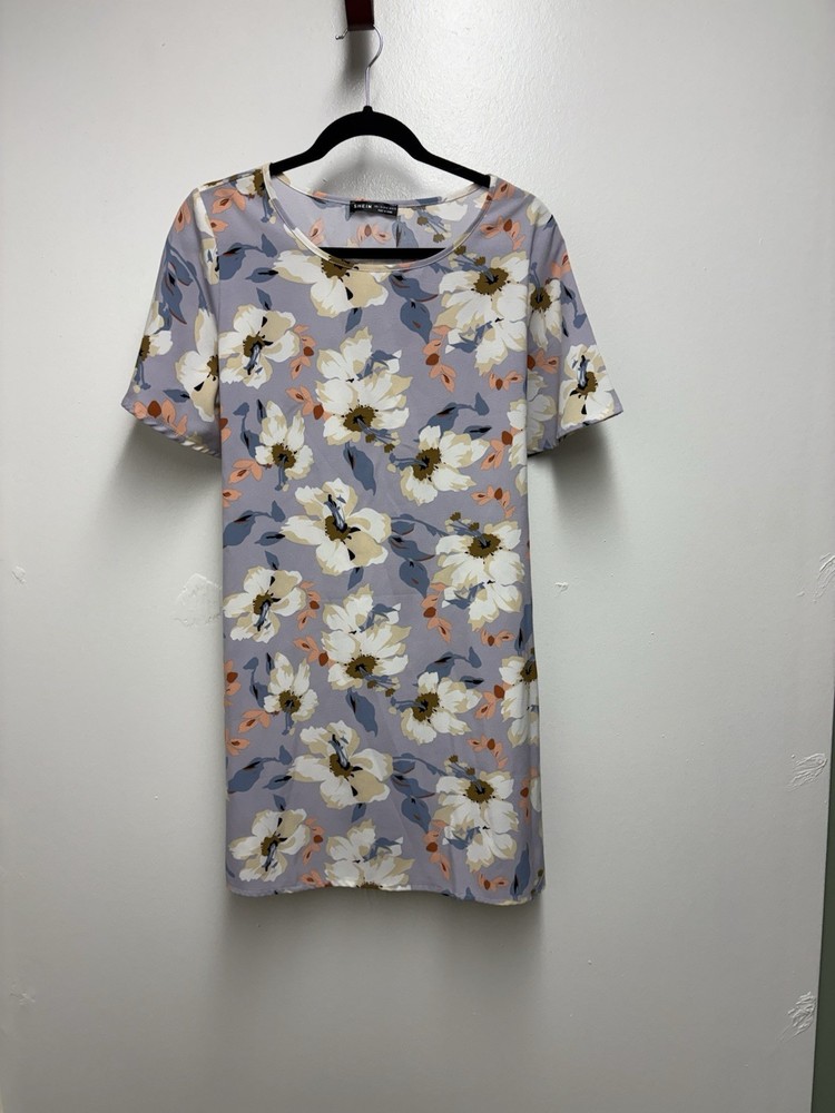 SHEIN Size Large Purple Floral Dress With Tie Waist