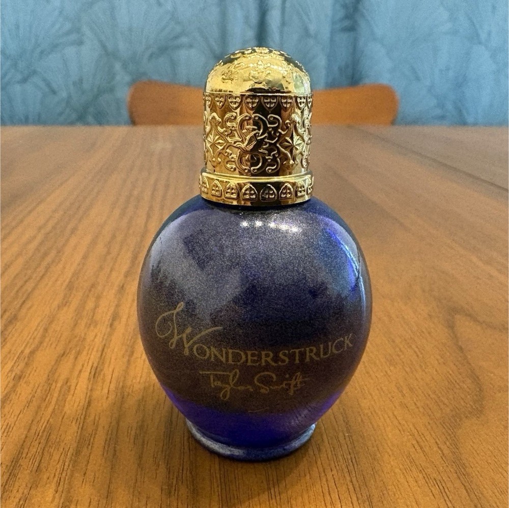 Taylor Swift Wonderstruck Eau de Parfum Spray .5 fl oz (15ml) Fragrance