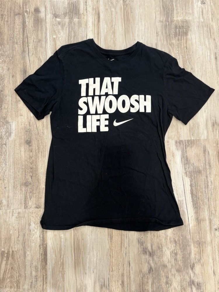 Nike the Nike Tee Size Large That Swoosh Life Short Sleeve Black