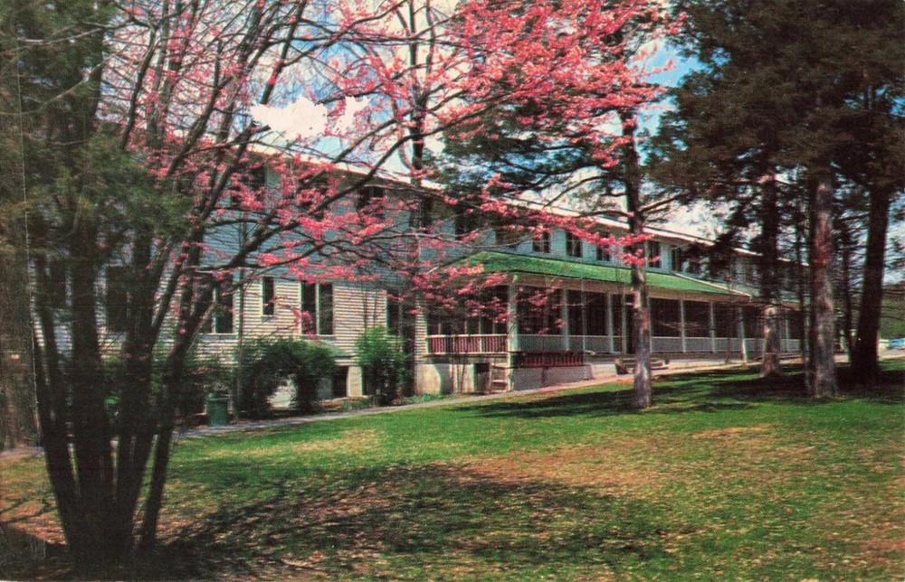 Mammoth Cave Hotel - Mammoth Cave National Park - Kentucky KY - Postcard