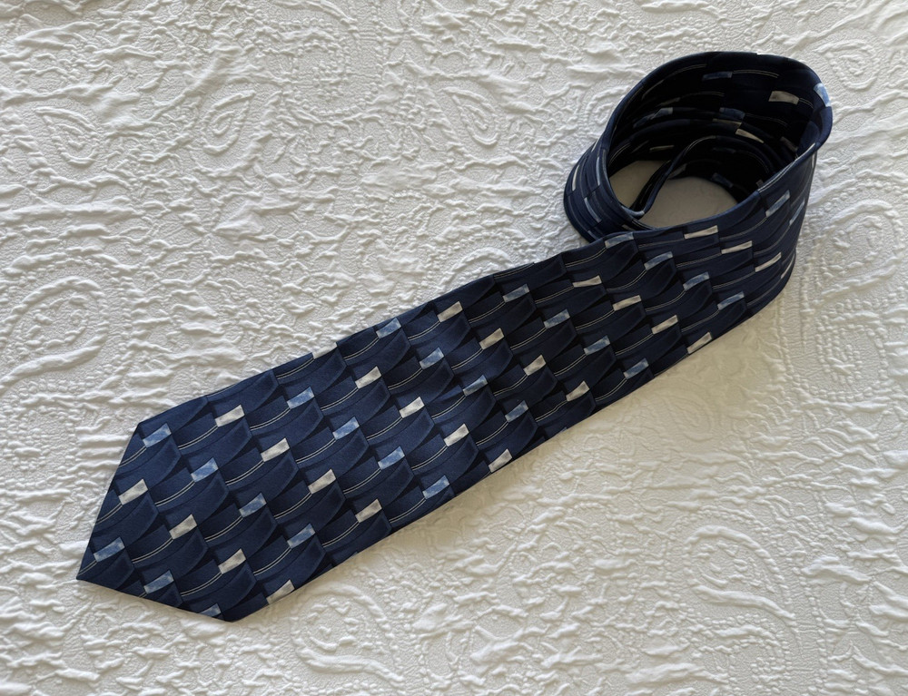 Men's Blue White Gray Geometric Pattern 100% Silk Pointed Necktie Tie