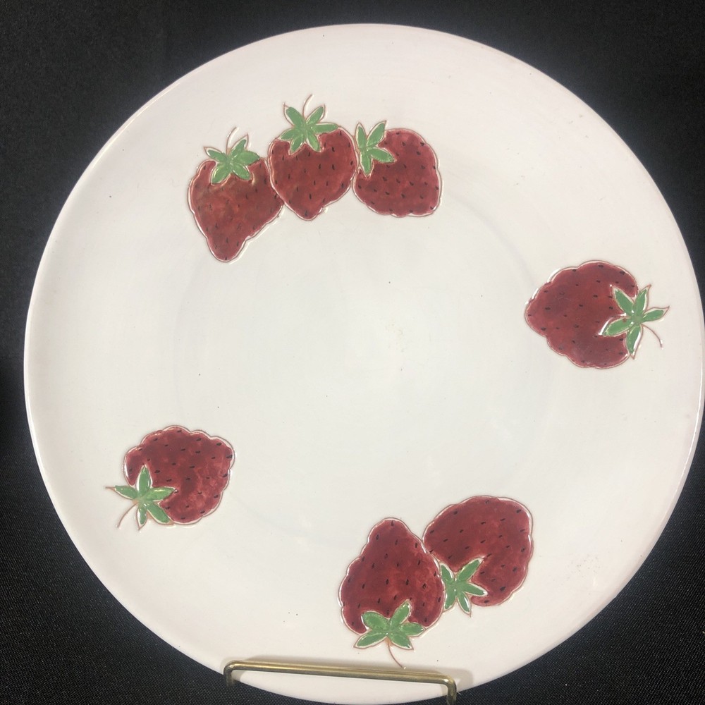 Vintage dessert Salad Plate Strawberries Strawberry Made In Italy #352