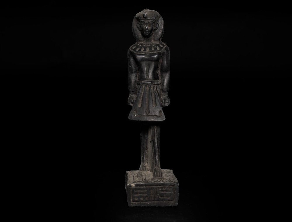 Ancient Egyptian Isis Statue Rare Antique Black Stone Goddess Artifact Figure BC