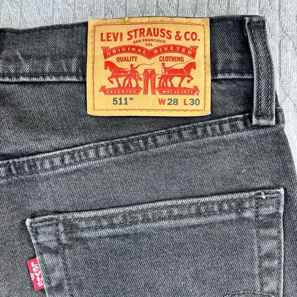 Levi’s 511 Black Dark Wash Men’s pants (28x30) tapered Slim Fit denim jeans