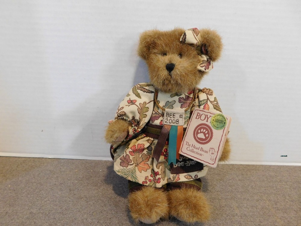 Boyds Bear Sierra Beebeary Longaberger Collection Bee 2008