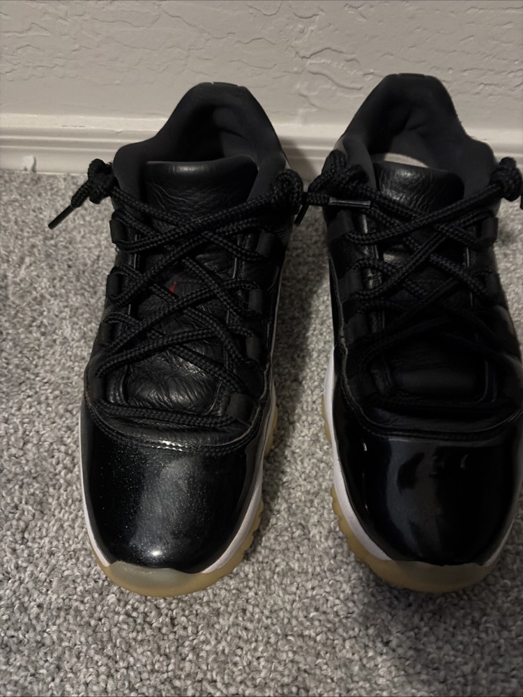 Lightly Worn Jordan 11S Retro Lowe’s 72-10￼Size 9.5