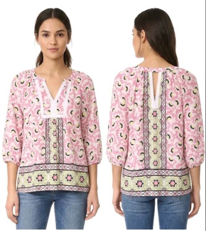 Crown & Ivy Blouse Size S Floral 3/4 Sleeve Lace Trim V Neck