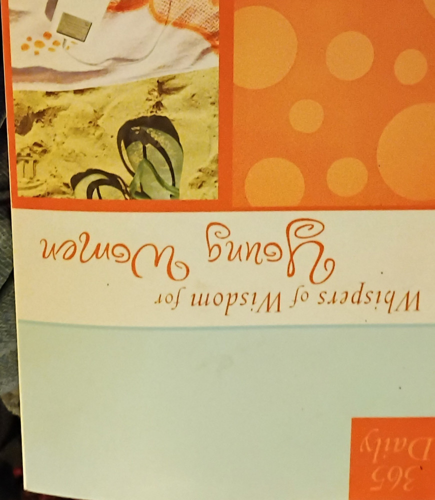 Barbour Whispers of Wisdom for Young Women 365 Daily Devotional Paperback
