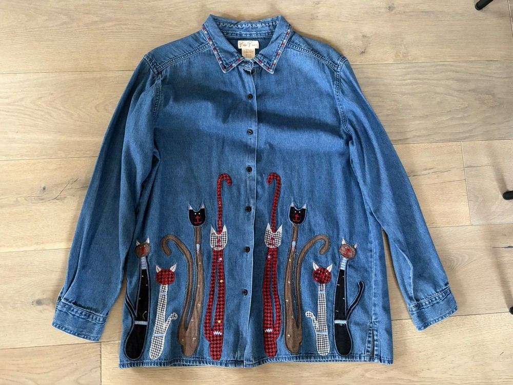 Bobbie Brooks vintage 90s cat embroidered/quilted 100% cotton denim shirt- L