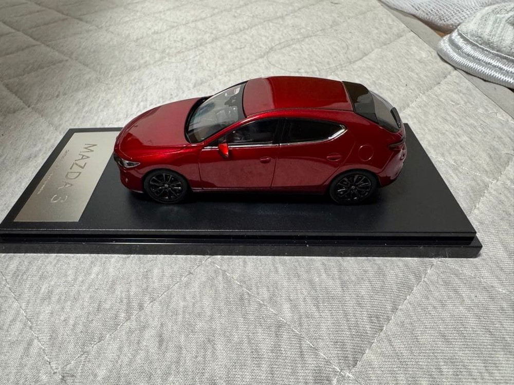 MAZDA 3 miniature model soul red #f8410d