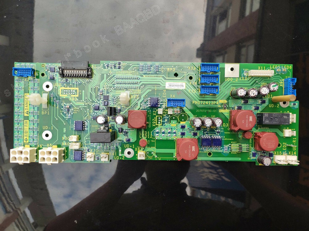 1PCS used working PN072413P4 Via DHL or Fedex #A6-3