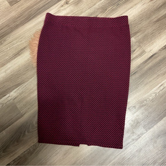 Torrid Red Pencil Skirt Size 2X