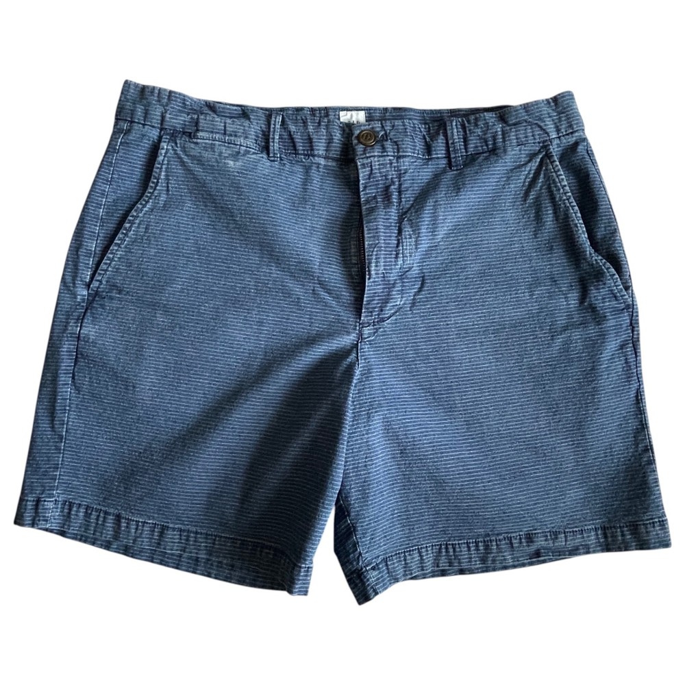 The GAP Shorts Mens 36 Blue Chino 7 Inch Inseam Casual Lightweight Summer CLEAN!