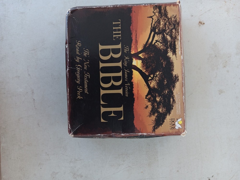 Dove Audio Bible King James Version New Testament 14 CD Audiobook Gregory Peck