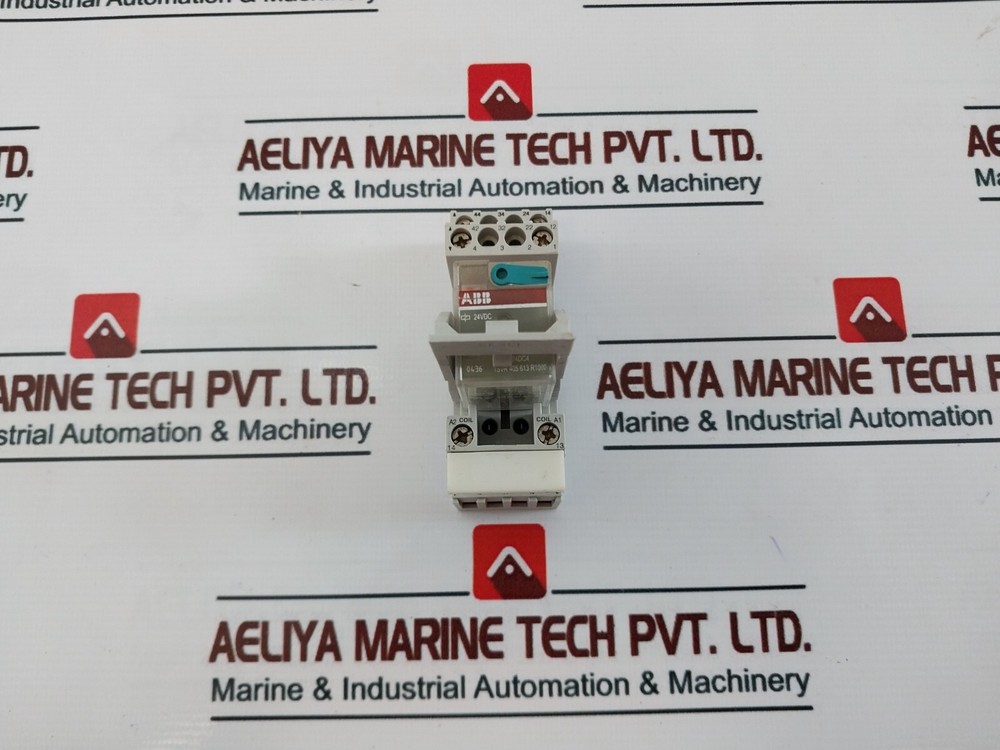 ABB CR-M024DC4 1SVR 405 613 R1000 Relay With ZMI2NA Socket