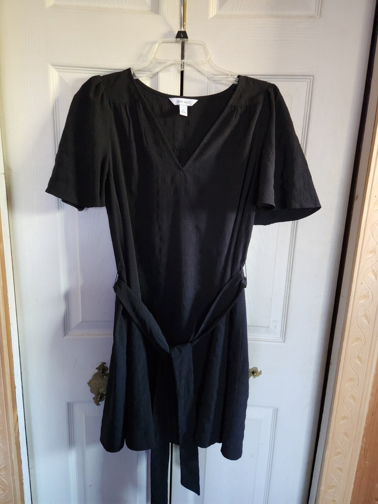 Nine West Black V-Neck Short Sleeve Dress with Belt Size Medium