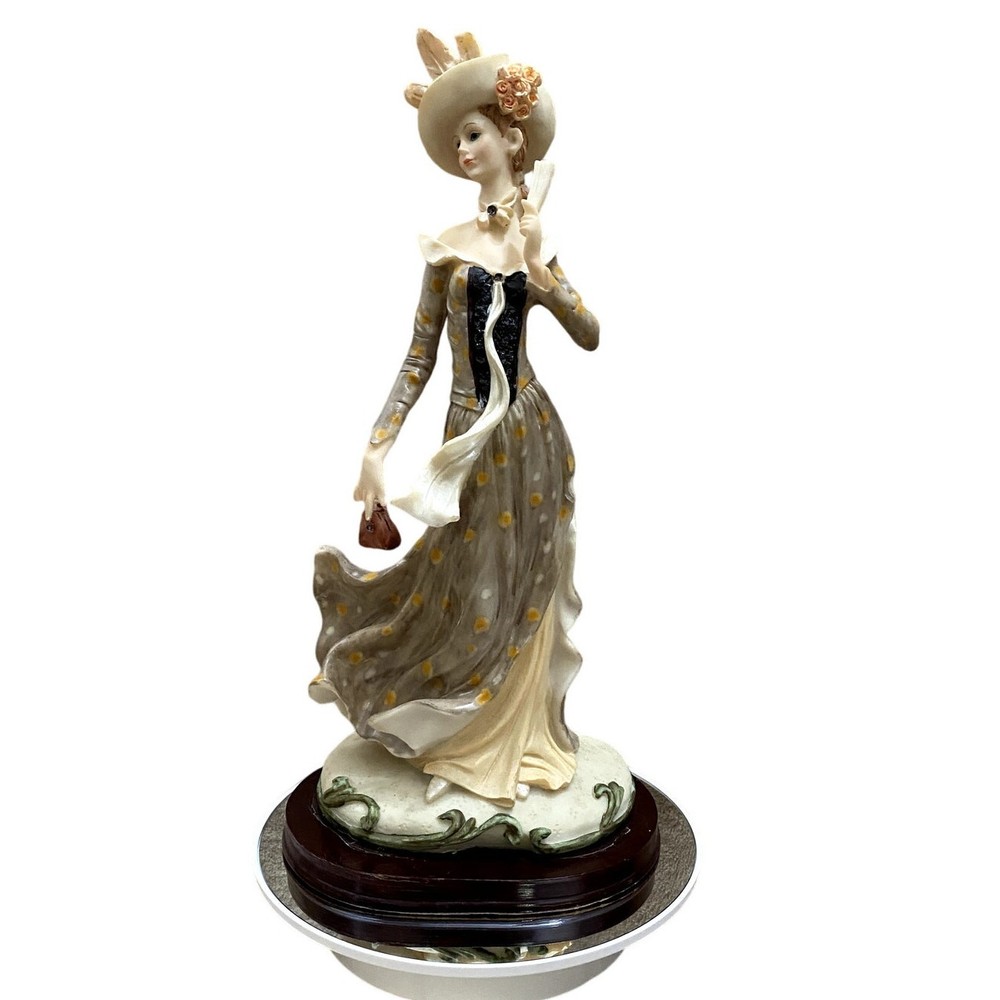 Vtg 1990s Casinelli Lareaux 'Beautiful Lady' Hand-Painted Resin Figurine, 13