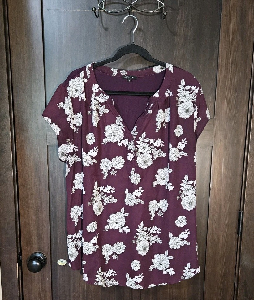 Women's Plus Papermoon Floral Stretch Knit SS Tunic Blouse Top Size 2X