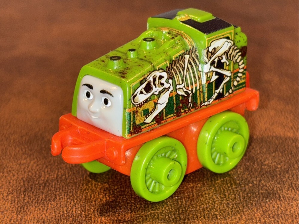 ‘14 Thomas The Train TrackMaster Small Push Along Die-Cast PVC Train #H11A Gator