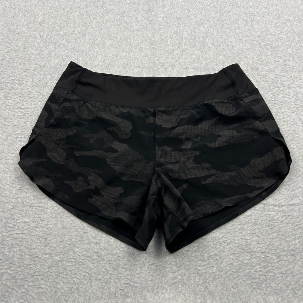 Athleta Run With It Reflective Printed 3.5” Shorts Women's Medium Black Camo Gym