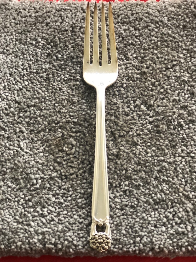 1847 Rogers Bros ETERNALLY YOURS Silverplate Silverware Dinner Fork