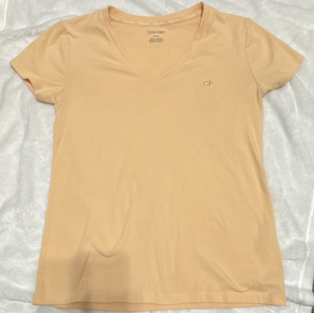 Calvin Klein Women's Beige Cotton V-Neck Short Sleeve Knit T-Shirt Size M