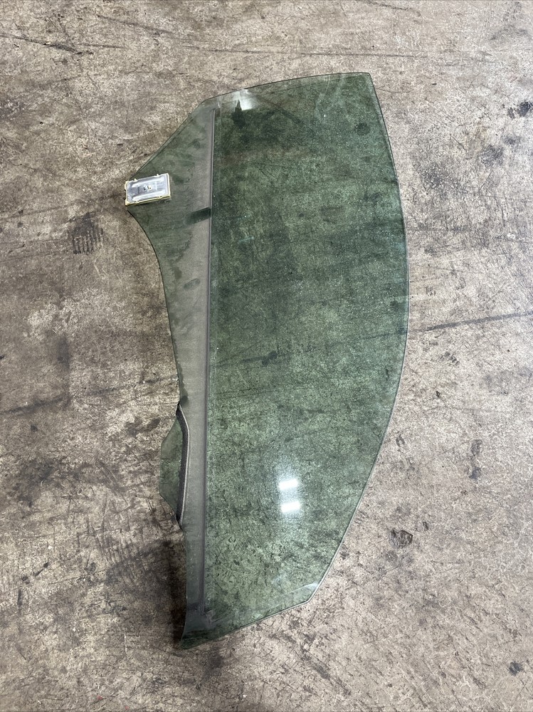 2007-2013 INFINITI G37 Q60 COUPE FRONT passanger RH SIDE DOOR WINDOW GLASS OE