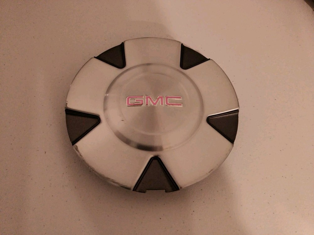 GMC Acadia OEM Dark Gray Machined Wheel Center Cap 9596977-image