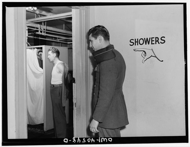 Photo:Washington DC 1940s Servicemen Showers Hotel Room Sign