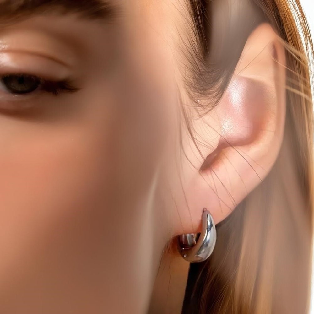 Modern Elegant Huggie Hoop Earrings for Women - Classic Fashion Jewelry