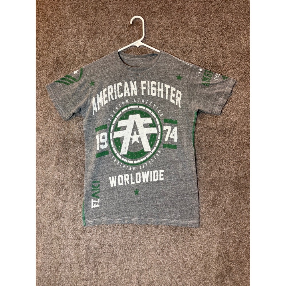 American Fighter Training Division Worldwide Graphic T Shirt Men's Small