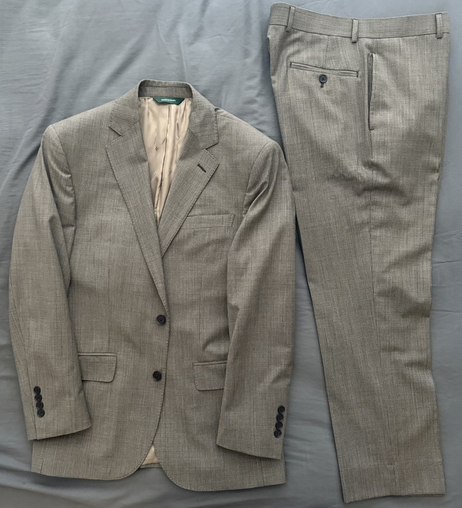 B by BROOKS BROTHERS Light Brown Suit 38R - Pants 32x32