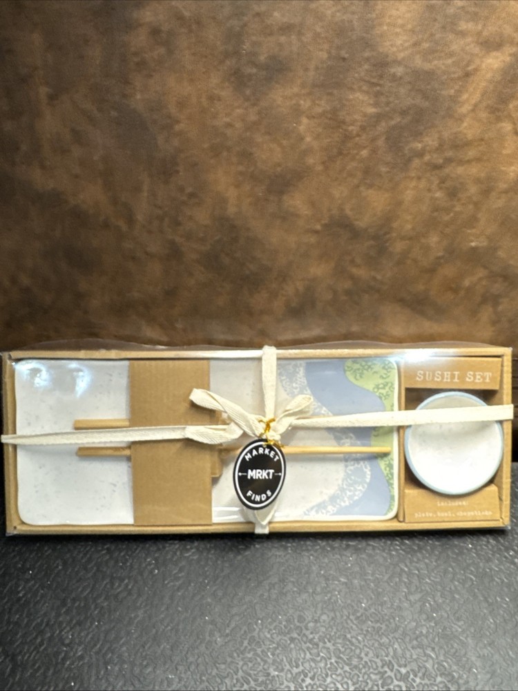 Market Finds Chopsticks/Plate/Bowl Sushi Set
