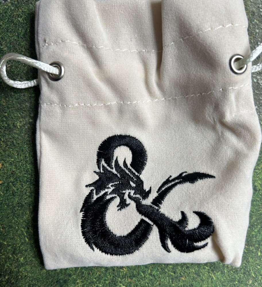 Dungeons & Dragons Acererak's Treasure Packs: White Dice Bag Black stitching-image