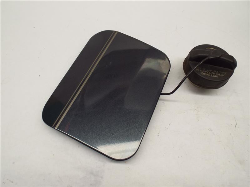 300       2007 Fuel Filler Door 198949