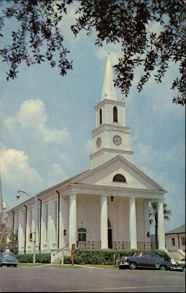 First Presbyterian Church Tallahassee Florida ~ 1950-60s vintage postcard