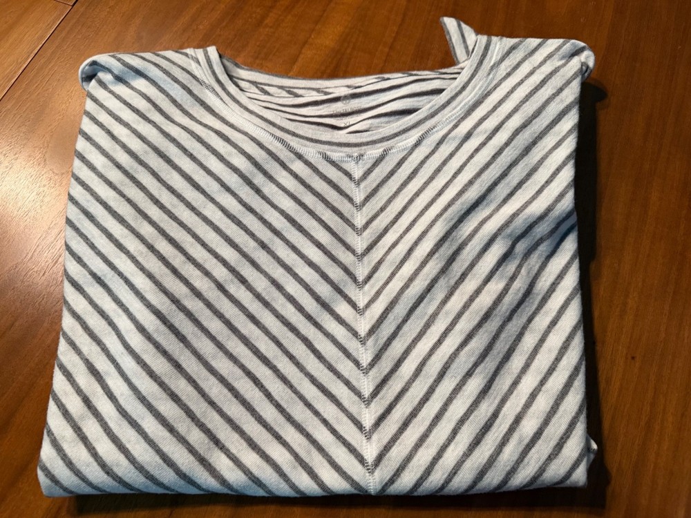 T by TALBOTS Womens XL Top T Shirt Blouse Sleeveless Light BLACK WHITE NICE LOOK