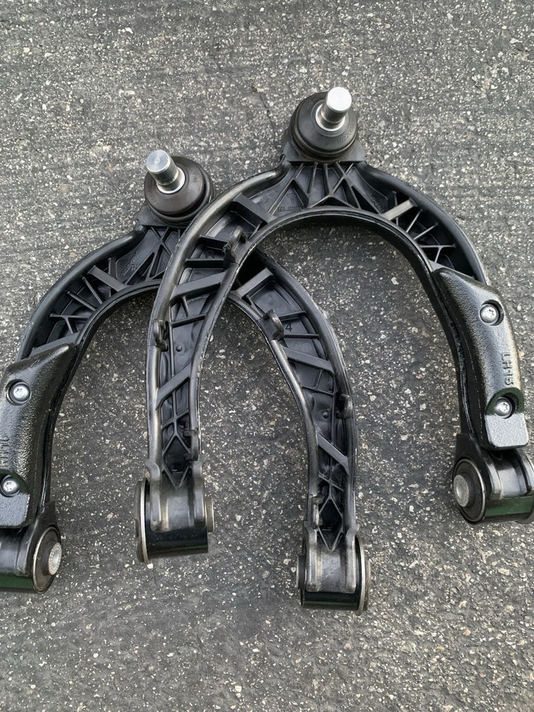 NEW OEM 17-23 TESLA MODEL 3 Y FRONT LEFT And RIGHT UPPER CONTROL ARM 1044326-00