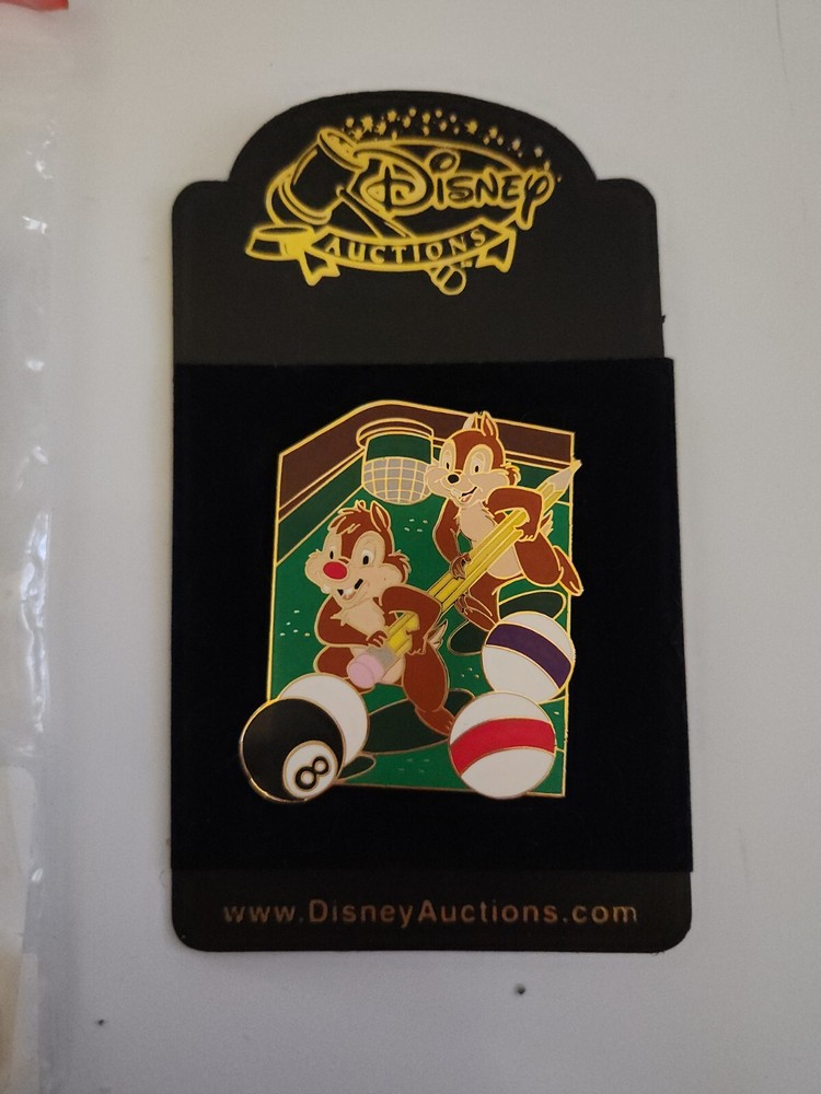 Disney Chip n Dale ON Pool Table Pin Trading Exclusive Limited Edition 1000