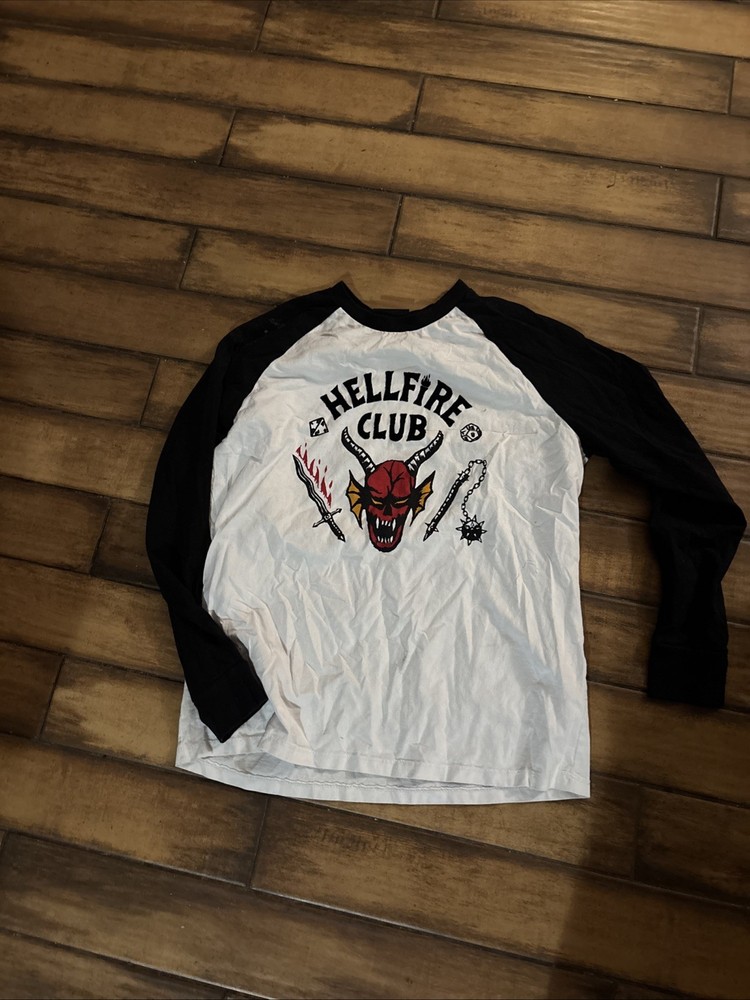 Netflix Stranger Things Hellfire Club Official T Shirt Ragland Baseball Sleeve M